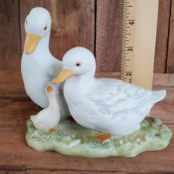 Vintage Homco Country Duck Family Figurine #1425 Bisque Porcelain Retired - Picture 8 of 10